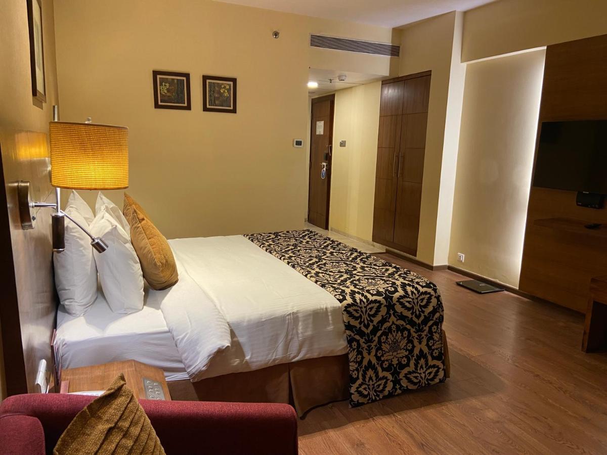 Fortune Select Exotica, Navi Mumbai - Member Itc Hotels' Group Exterior photo